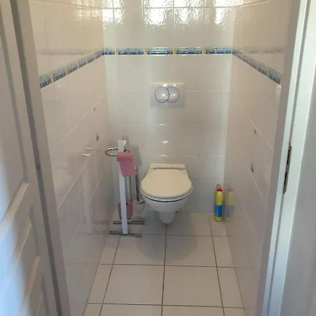Casa vacanze 6 Person With 1 Pool On A